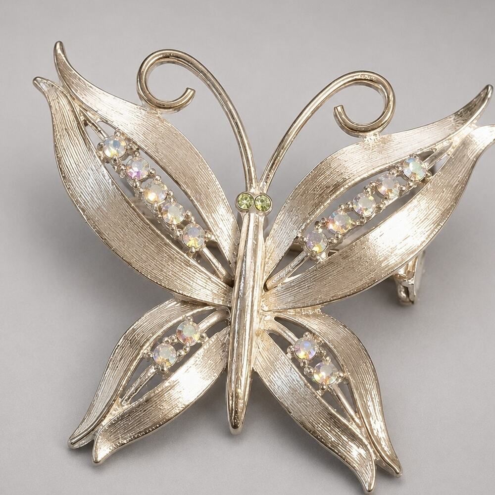 Vintage Butterfly Brooch, Pastel Rhinestones, Large Silver-tone sab-34